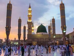 Suasana Masjid Nabawi Jelang Kedatangan Jemaah RI di Madinah