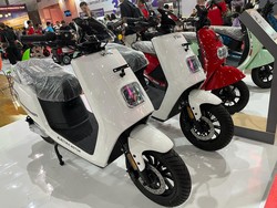 Sah! Masyarakat Bisa Beli 1 Unit Motor Listrik Subsidi Rp 7 Juta Per KTP