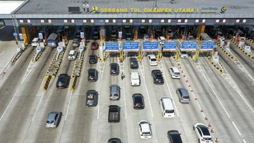 Jelang Libur Nataru, Gerbang Tol Cikampek Utama Arah Jakarta Ditambah