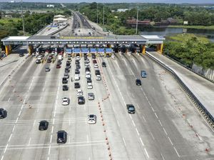 Volume Kendaraan Keluar Jakarta Terus Meningkat Volume Kendaraan Keluar Jakarta Terus Meningkat