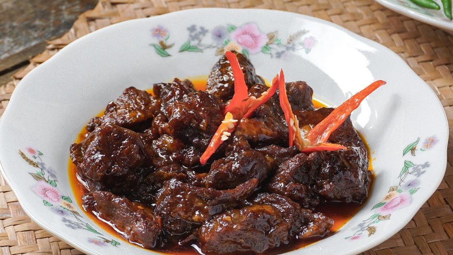 3 Resep Daging Sapi Khas Jawa, Ada Krengsengan dan Rawon Sedap!