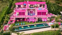 Serba Pink! Rumah Impian ala Barbie di Malibu Ini Disewakan Gratis