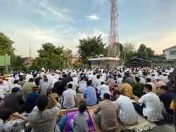 Suasana Salat Idul Adha 1444 H di Masjid Al Huda Tebet Jaksel