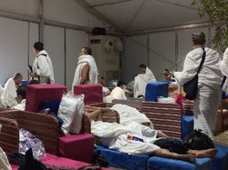 Tenda Arafah Haji Khusus Arminareka, Tiduran Serasa Sultan