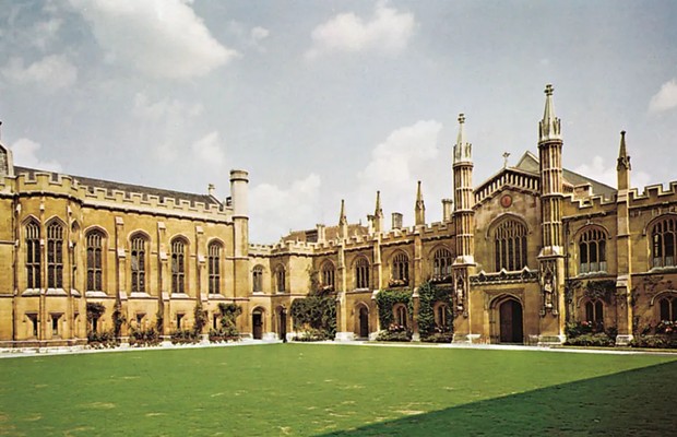 Universitas Cambridge