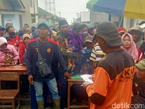 Melimpah! Daging Kurban Kampung Krajan Dikirim ke Magelang-Cilacap Melimpah! Daging Kurban Kampung Krajan Dikirim ke Magelang-Cilacap
