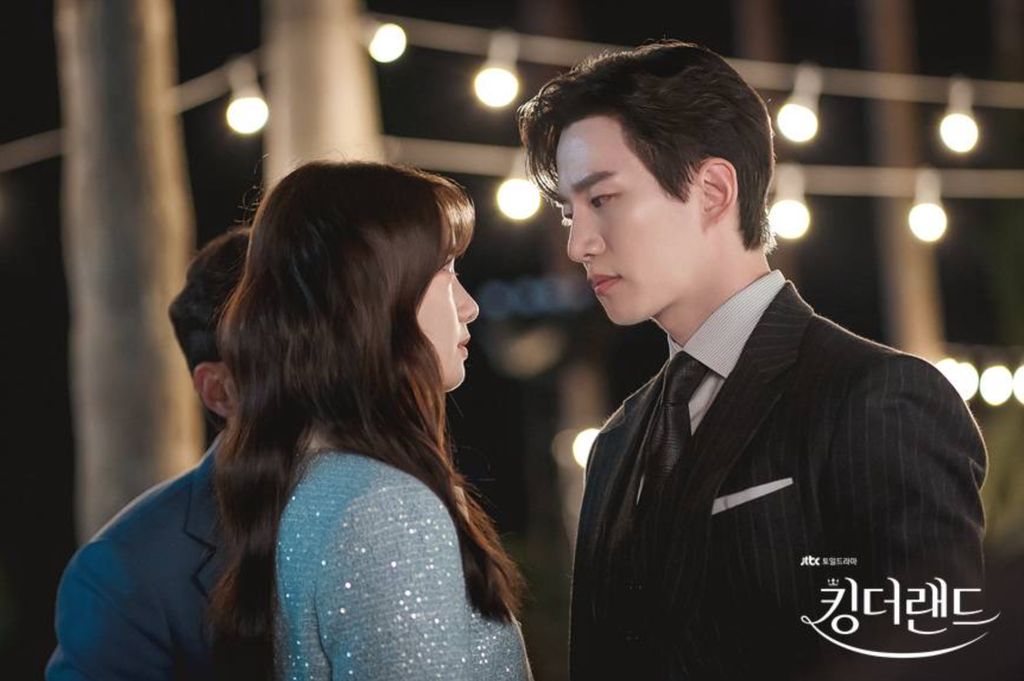 Yoona dan Junho 2PM