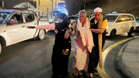Potret Amirul Hajj Habib Hilal dan Petugas, Berjibaku Bantu Jemaah Haji