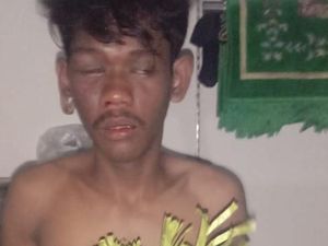 Tampang Ridwan Babak Belur Diamuk Massa gegara Teror Busur Warga Makassar Tampang Ridwan Babak Belur Diamuk Massa gegara Teror Busur Warga Makassar
