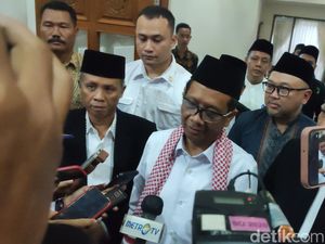 Mahfud Md Jadi Khatib di MAJT Semarang, Beri Pesan soal Pengorbanan Mahfud Md Jadi Khatib di MAJT Semarang, Beri Pesan soal Pengorbanan