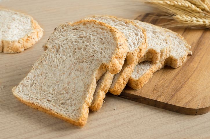 Penjelasan soal nutrisi nasi putih dan roti gandum