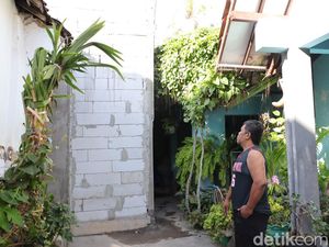 Akses Jalan Ditembok Pemilik Tanah Bikin 13 KK di Ponorogo Menjerit Akses Jalan Ditembok Pemilik Tanah Bikin 13 KK di Ponorogo Menjerit