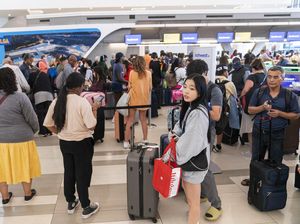 Duit Hilang Gegara Ketinggalan Pesawat? Traveler Bisa Klaim Duitnya Lho!