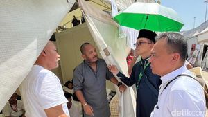 Potret Pimpinan DPR Dasco dan Timwas Tinjau Maktab Jemaah Haji RI di Mina