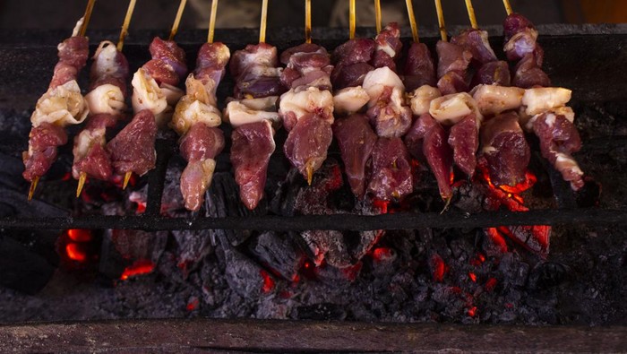 Tips menghasilkan sate kambing anti prengus ala Sate Bustaman