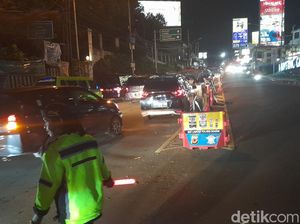 One Way Arah Jakarta Berakhir, Lalin Jalur Puncak Berlaku Dua Arah