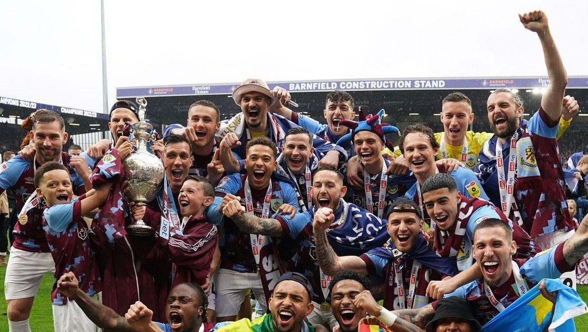 Video pengenalan transfer baru Burnley yang kreatif. (Foto: Instagram @burnleyfc)