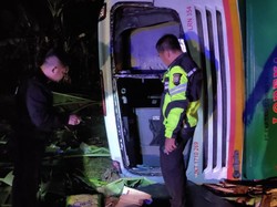 Bus Lorena Kecelakaan Tunggal di Inhu, Ibu-Anak Tewas