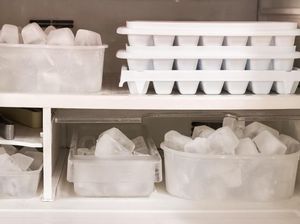 Ikuti 5 Tips Membuat Es Batu agar Tak Mudah Mencair Ikuti 5 Tips Membuat Es Batu agar Tak Mudah Mencair