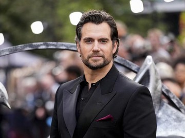 Henry Cavill Kehilangan Mimpi Lagi, Proyek Warhammer 40.000 Batal