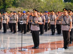 Kapolri Ziarah-Tabur Bunga di TMP Kalibata Jelang Hari Bhayangkara Ke-77