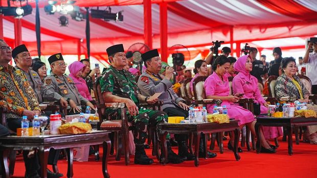 Kapolri Jenderal Listyo Sigit Prabowo dan Panglima TNI apresiasi revitalisasi 77 situs budaya (dok istimewa).