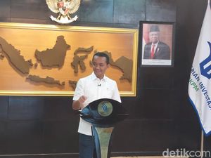 IMF Minta RI Setop Larangan Ekspor Tambang, Bahlil Curiga Ada Standar Ganda IMF Minta RI Setop Larangan Ekspor Tambang, Bahlil Curiga Ada Standar Ganda