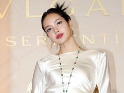 Muncul Kabar Lisa BLACKPINK Tak Perpanjang Kontrak, YG Buka Suara