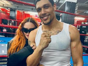 Madonna Disebut Putus dari Pacar Petinju 35 Tahun Lebih Muda, Ini Sebabnya Madonna Disebut Putus dari Pacar Petinju 35 Tahun Lebih Muda, Ini Sebabnya