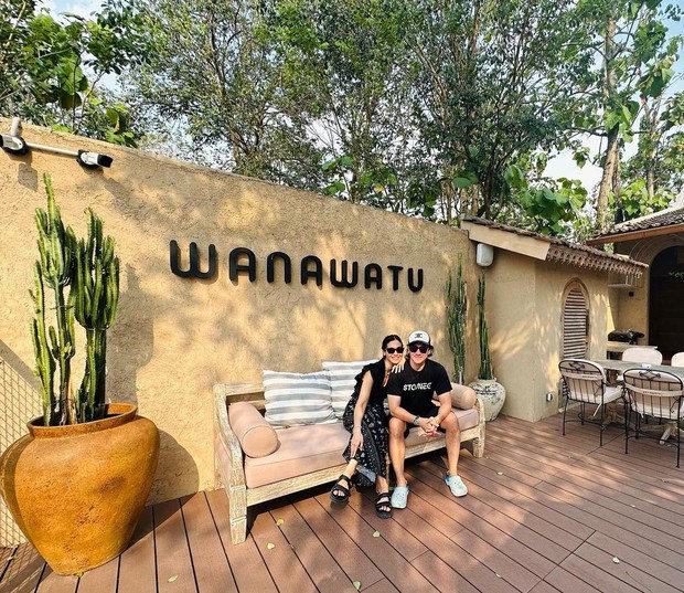 Marsha Timothy liburan