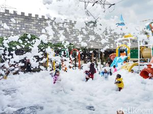 Serunya Bermain di Kolam Ombak dan Busa Victory Waterpark Soreang