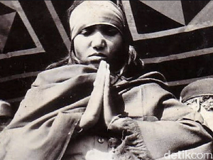 Penyerahan Diri Ratu Bandit