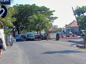 Sopir Pangkalan Canggu Beber Alasan Enggan Bergabung ke Online Sopir Pangkalan Canggu Beber Alasan Enggan Bergabung ke Online