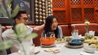 Pose Keren Verrel Bramasta Saat Makan Bareng Natasha Wilona dan Febby Rastanti