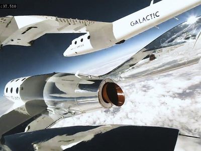 Wisata Antariksa Virgin Galactic Akhirnya Mengangkasa