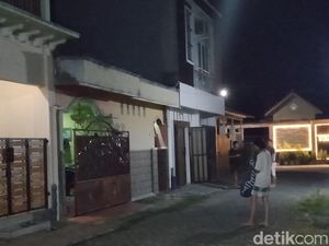 Detik-detik Warga Jateng Berhamburan Buntut Gempa Terkini M 6,4 di Bantul Detik-detik Warga Jateng Berhamburan Buntut Gempa Terkini M 6,4 di Bantul