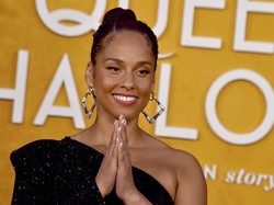 Masa Pemberontakan Usai, Alicia Keys Mulai Pakai Makeup Lagi