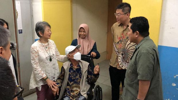 Erick Thohir Cek Gudang di Hong Kong Erick Thohir Cek Gudang di Hong Kong