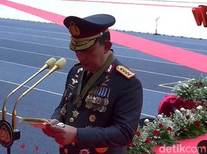 Dengar Suara Bergetar Kapolri: Mohon Maaf Atas Perbuatan Sakiti Hati Masyarakat