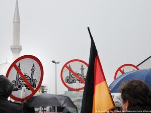 Laporan Kemendagri Jerman: Islamofobia Tersebar Luas di Jerman