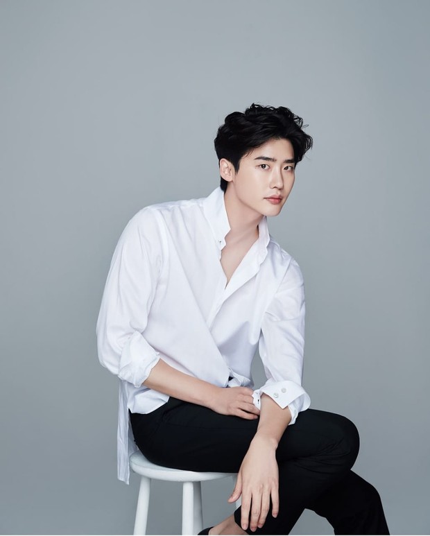 Lee Jong Suk