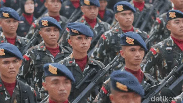 Meriahnya Upacara Hari Bhayangkara ke-77 di GBK