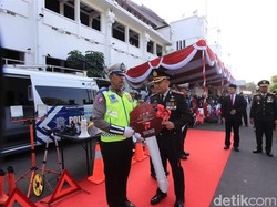 Polrestabes Surabaya Luncurkan Mobil Olah TKP Presisi di Hari Bhayangkara