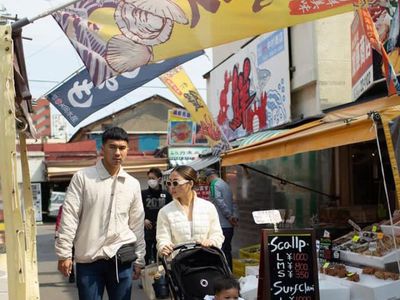 Nikita Willy Ajak Anak Kulineran di Jepang hingga Belanja ke Eropa