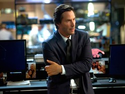 Sinopsis Film Replicas: Usaha Keanu Reeves Kloning Anak-Istri