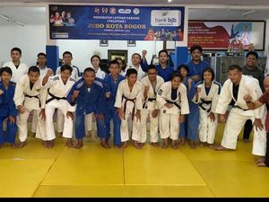 Cegah Tawuran di Kota Bogor, Kombes Bismo Luncurkan Program SKCK Goes To School Cegah Tawuran di Kota Bogor, Kombes Bismo Luncurkan Program SKCK Goes To School