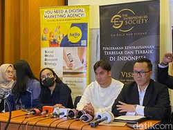 Kemunculan-Permohonan Maaf Rendy Kjaernett soal Dugaan Selingkuh dengan Syahnaz