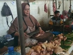 Daging Ayam di Kota Pasuruan Mahal Sejak Lebaran, Warga Pilih Beli Ikan