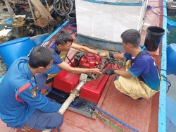 Kapal Tenggelam di Dermaga Kepulauan Seribu Akibat Overload