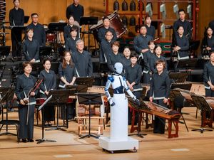 Ketika Robot jadi Konduktor Orkestra di Seoul